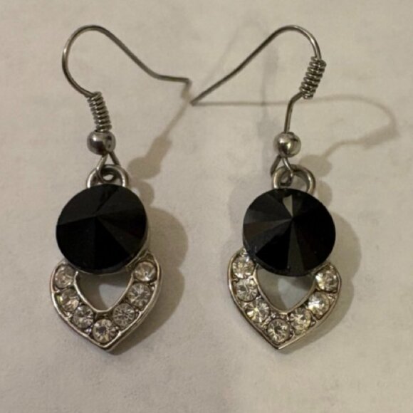 Hear Shape Diamond Earrings - Picture 1 of 2